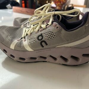 On Women's Athletic Shoes - Beige and Lavender
